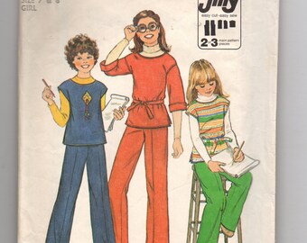 8122 Simplicity Sewing Pattern Girls Top & Pants Size 7 Vintage 1970s
