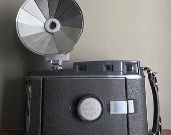 Polaroid Land Camera Model 150 With Rare Metal Collapsable Flash Made In Japan