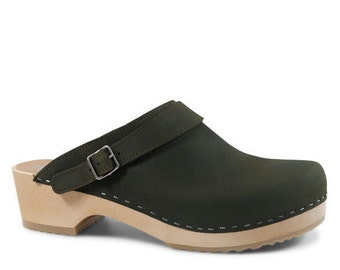 Handmade Clogs for Men / Black Leather Clogs / Mules / Swedish