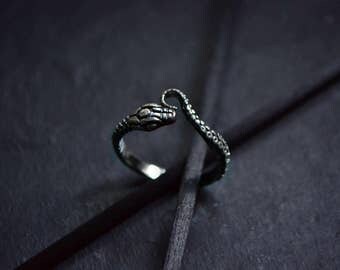 Ouroboros Ring Sterling Silver Snake Ring with Octopus Tentacle Ring Jewelry for Men and Women Eternity Symbol Ring Macabre Creepy Jewelry