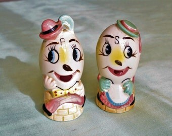 Enesco Mr. and Mrs. Humpty Dumpty Salt and Pepper Shakers
