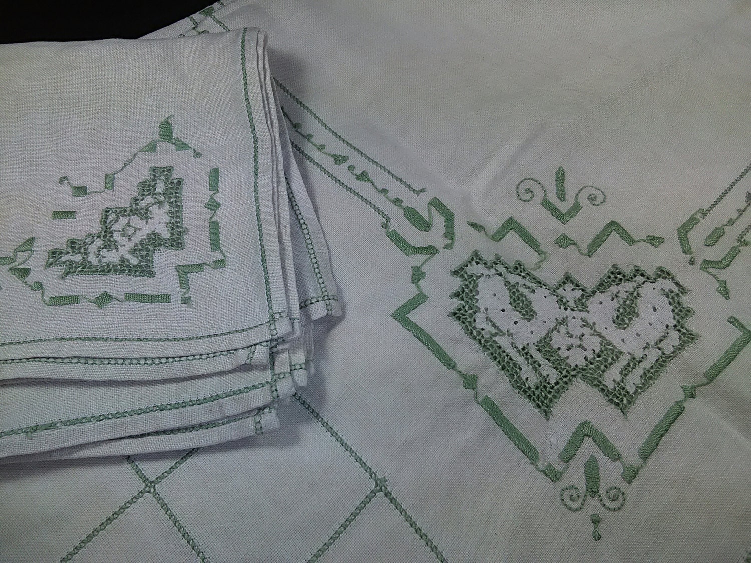 Victorian Linens Vintage Linen Vintage Lace Tablecloth