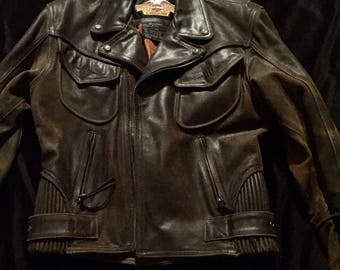 Harley Davidson Bilings Distress Motorcycle Leather Jacket (Rare Collectors Leather Jacket)