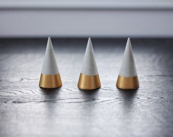 CONCRETE Ring Cone