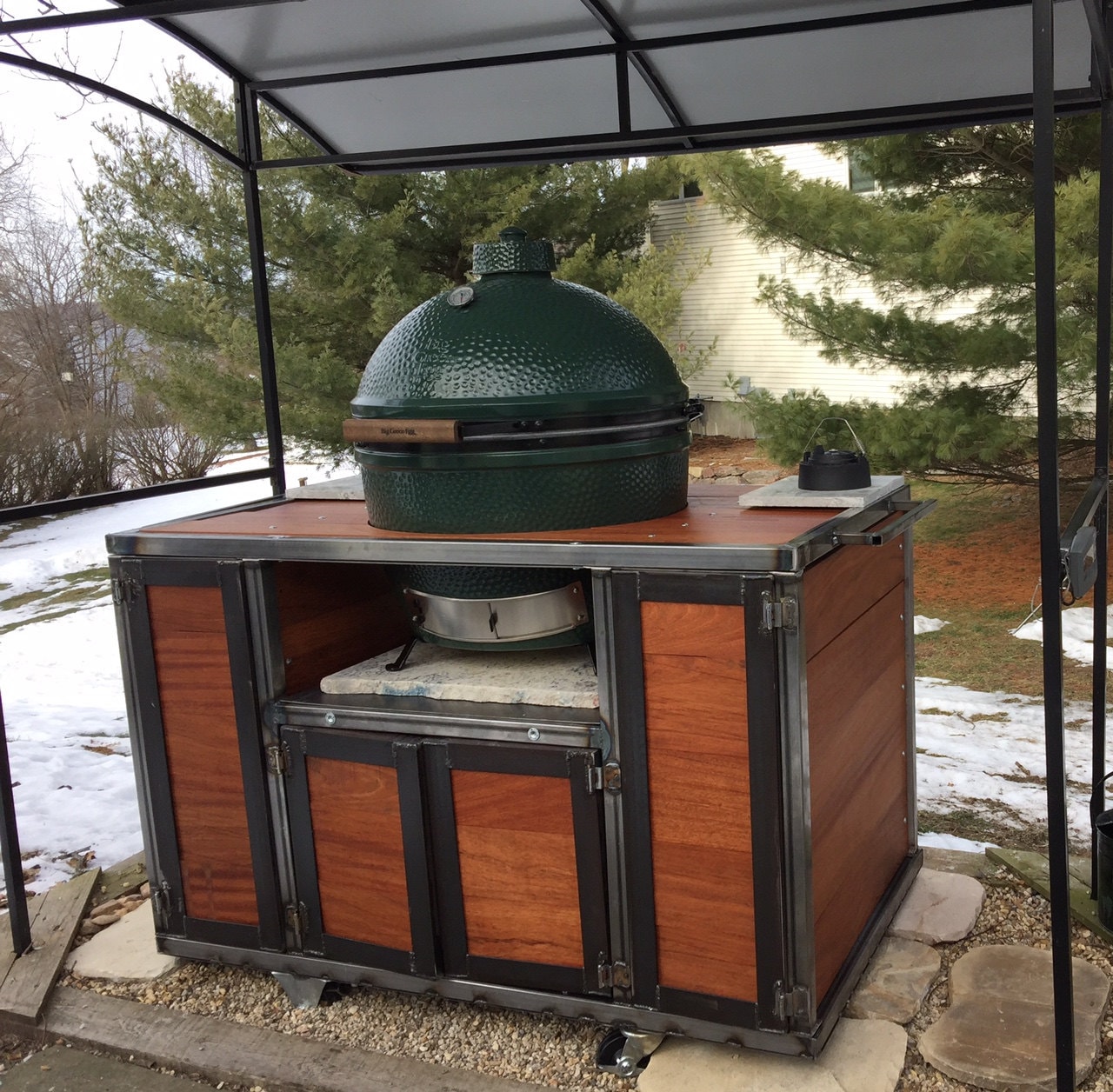 Big Green Egg BBQ Island