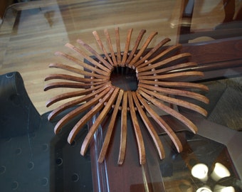 Wood Trivet – 13 Inch Diameter with Flexible Arms