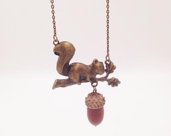 Nut " Nut scouting" Genuine acorn chain bronze