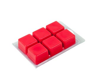 Strawberry & Rhubarb Pie Scented Soy Wax Clamshell