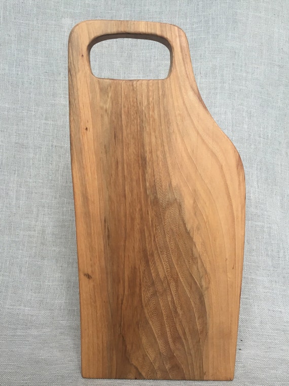 Pecan Cutting Board by thevanillaryandco on Etsy