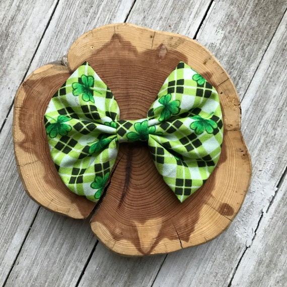 Shamrock || bow tie, bows for toddlers, baby bow | Nylon Baby Girl Bow Headband - baby boy bow tie - fabric bow-