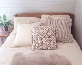Diamond knotted macrame pillow, macrame pillowcase, boho home, boho decor, cotton and linen pillow, macrame, shabby chic, decorative pillow