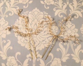 Pearl Hair Pin // Wedding hair accessory