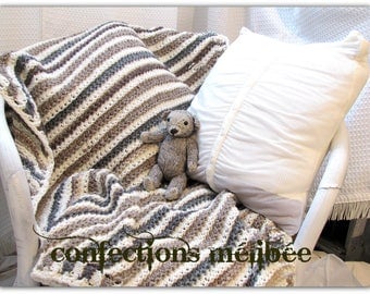 Baby blanket/ Unisex baby blanket/ Knit blanket/ Knit throw * Couverture pour bebe fait au tricot/ Couleurs unisexe