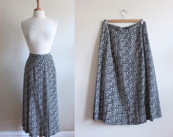 Vintage White & Black Daisy Silk Midi Skirt