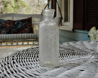 Antique H.K. Mulford Chemists Medicine Bottle, Philadelphia, PA