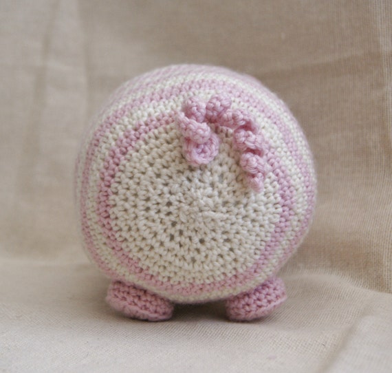 PDF Crochet Pattern for Persephone Pig UK notation from StringTheoryC on Etsy...