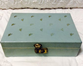 Vintage Medium Blue Mele Jewelry the Box with Key 2 Tier Blue Velvet Lavender Satin 1960s