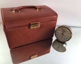 Vanity Case, jewelry organizer, make up bag, cosmetic case, vintage luggage, jewellery organiser, gift for her, gift for mom, Bathroom Decor
