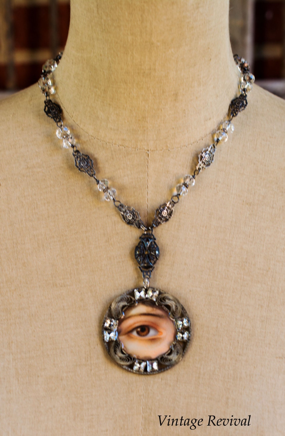 Lover's Eye/ Look of love necklace