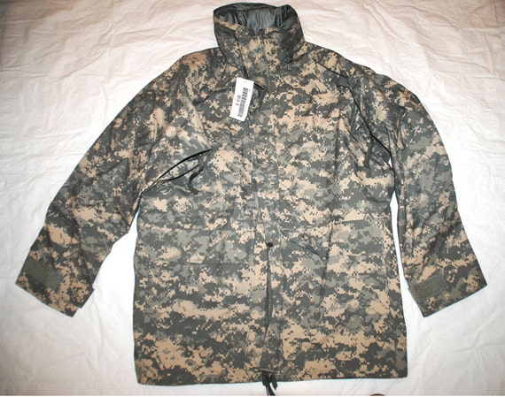 New US Army Issue Acu Gen II ECWCS Gore tex digital