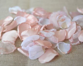 Blush petals rose wedding petals pink petals wedding singed petals wedding decoration aisle petals rose wedding toss wedding confetti