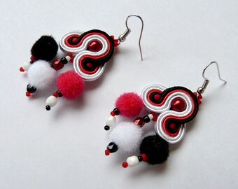 Pendientes soutache, pendientes divertidos, pendientes colores, pendientes pompom, pendientes pompon, pendientes flamenco