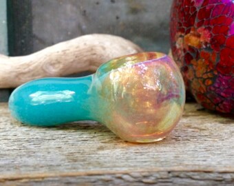 Turquoise Color Changing Glass Pipe