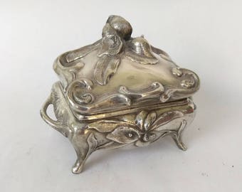 Art Nouveau Jewelry Casket Silver Plate Trinket Box Brainard & Wilson USA 1900-1905 Footed Canna Lilies Hinged Antique Jewelry Box