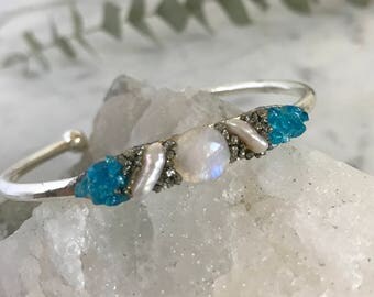 Moonstone Jewelry for June, Moonstone Wedding Jewelry, June Moonstone Birthstone, Something Blue Bracelet, June Birthday Jewelry, Boho Chic