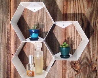 Modern Metal Hexagonal Honeycomb Wall Shelf-White Powder Coated Finish