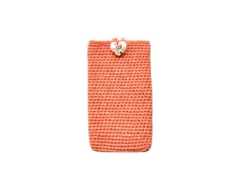 Mobile phone cover. Crochet phone cover. Handmade phone case. Knit iphone case. Smart phone case. Knit complements. Phone accessorie Knit.