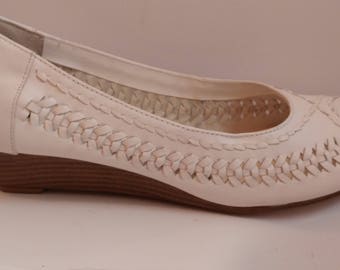 Vintage White Leather Wedge Sandals 8.5