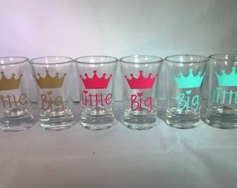 Big Little sister Sorority shot glasses, Big sister, lil sister shooter glasses. Great Bid day gifts!