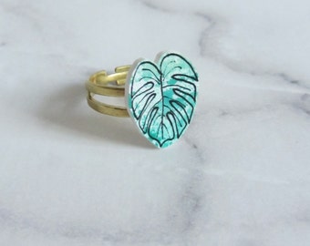 Ring filigree / graphical pattern/tropical/hand drawing/watercolor/palm leaf/jungle/plant/green/botanical/gold/holiday/Palm/Monstera/sheet
