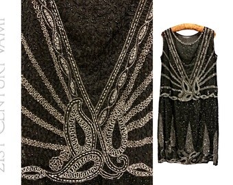 1920s Beaded Flapper Dress. RARE larger size. 20s Art Deco Beadwork Dress. Jazz Age. Charleston.