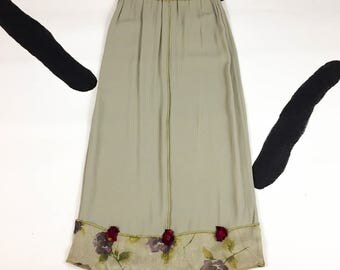 90s Ultra Grunge Romantic Dusty Sage Green Maxi Skirt with Exposed Seams and Rosettes / Floral / Size Medium / Blossom / 90210 /