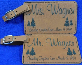 Anniversary Gift ~ Luggage Tag ~ Leather Tag ~ Cruise Ship Gift ~ Travel Gift ~ Custom Travel Gift ~ Great Gift For Travelers ~ Pilot Gifts