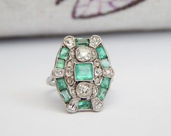 art deco emerald ring with old cut diamonds in white gold