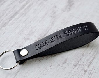 Coordinates keychain Monogrammed keychains Leather keychains Coordinates Latitude longitude Couples keychain GPS coordinates keychain