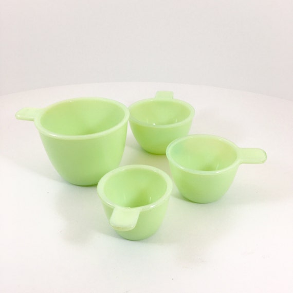 Jadeite Measuring Cup Set