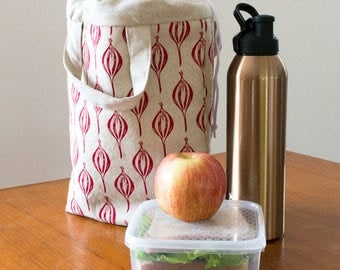 Red lunch box tote / Insulated lunch bag for women. Red lunch cooler bag has waterproof food safe lining. BYO lunch bag / lunch box carrier.