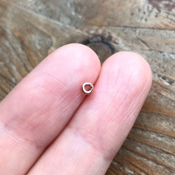 0.8 mm nose stud
