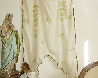 Simply divine, antique french religious textile, processions banner, large church banner, pure silk....CHARMANT!