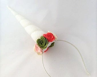 Unicorn Headband, Unicorn Headpiece, Halloween Unicorn, Unicorn Flower Headband, Unicorn Costume, Dress Up, Flower Crown, Photo Prop