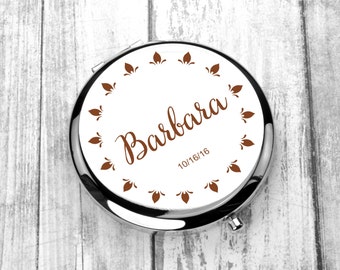 Monogrammed Mirror, Engraved Personalized Pocket Mirror, Compact Mirror Wedding Gift, Mother of the Bride, Mother of the Groom, Purse Mirror