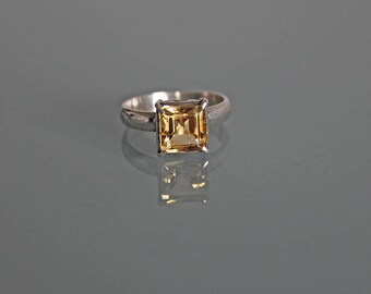 297 Citrine Ring