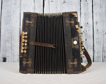 Vintage musical instrument accordion / Vintage harmonic / Vintage accordion / Vintage hand held accordion