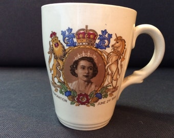 Elizabeth II Coronation mug English Crown Clarence Queen 1953, Collectible Mug, English Royal Family, Royal Souvenir, 1950s Queens Cup,
