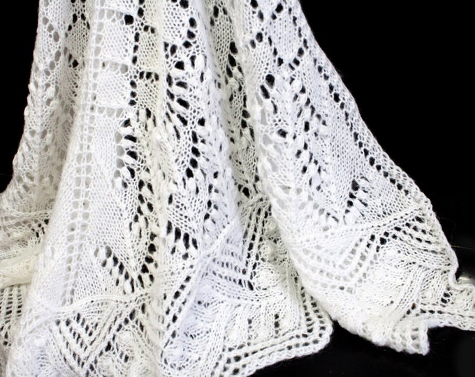 Knitted shawl, white shawl, knit shawl, knit scarf, triangular scarf, mohair shawl, openwork scarf, downy shawl, lace shawl, knitted scarf