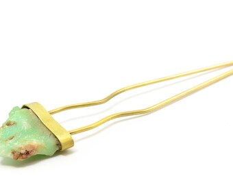 Hair fork Chrysoprase raw rock crystal, hair pin, boho hair accessories brass, healing stone hair jewelry, hair pin, hair clip green stone